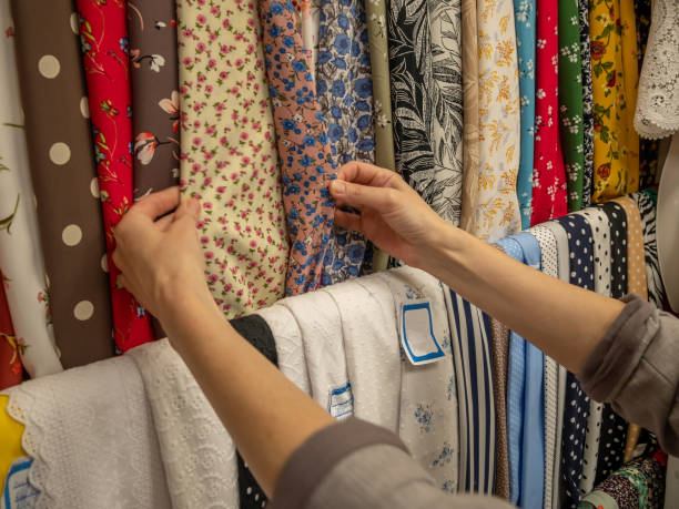 مد، پوشاک و پارچه عمده: فروش مستقیم از تولیدکننده در فروش‌یاب - خرید پارچه عمده - آگهی تجاری