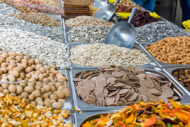 افزایش فروش عمده خشکبار و میوه با آگهی در فروشیاب – جذب مشتری عمده و آگهی تجاری