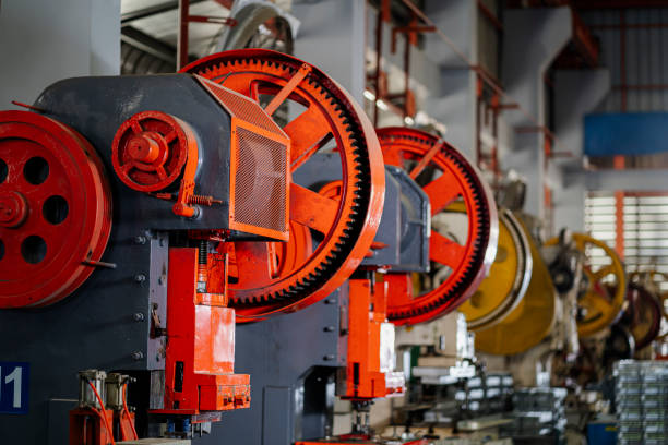 ماشین‌آلات صنعتی عمده: فروش مستقیم و خرید رقابتی در فروش‌یاب - فروش یاب - خرید و فروش عمده