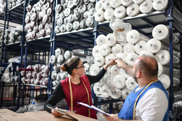 ثبت آگهی رایگان و هدفمند در فروش‌یاب | فروش مستقیم به خریداران عمده، فروش یاب، خرید و فروش عمده، آگهی تجاری