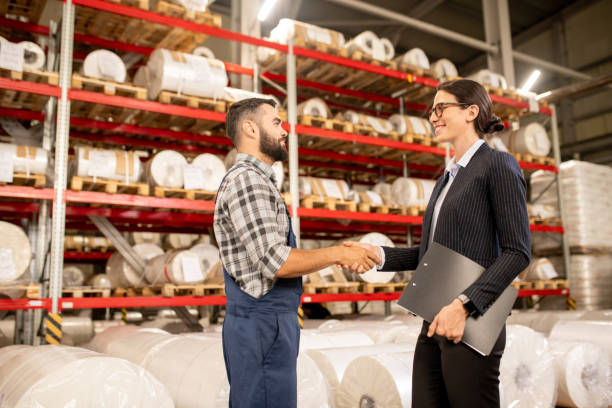 ارتباط مستقیم با تولیدکنندگان و توزیع‌کنندگان در سامانه فروش‌یاب | ثبت آگهی | آگهی تجاری