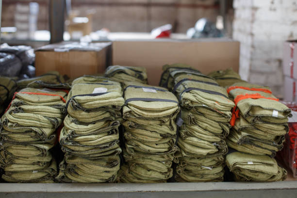 انبار کیف و کفش عمده - فروش یاب، خرید و فروش عمده، آگهی تجاری