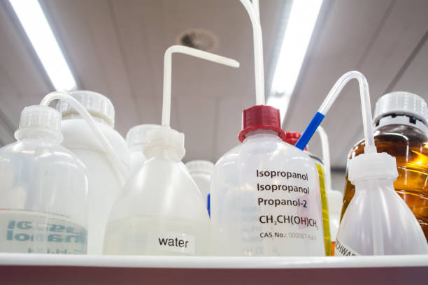 جستجوی تامین‌کنندگان معتبر فلزات، مواد شیمیایی و معدنی در فروش‌یاب - مواد شیمیایی صنعتی، پلتفرم فروش‌یاب، آگهی عمده فروشی