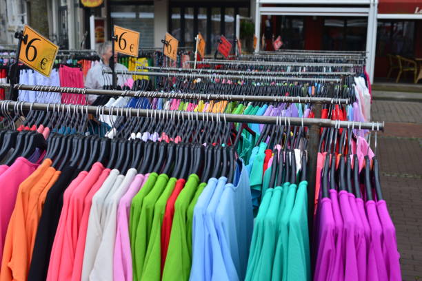 مد، پوشاک و پارچه عمده | فروش مستقیم به خرده‌فروشان در فروش‌یاب - فروش یاب، خرید و فروش عمده، آگهی تجاری