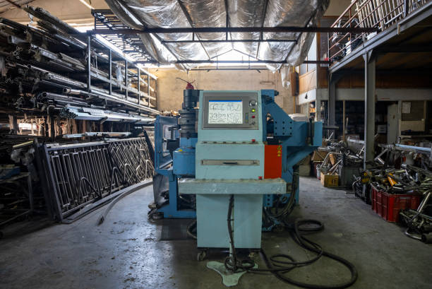 تجهیزات صنعتی: خرید مستقیم از تولیدکننده در فروش یاب