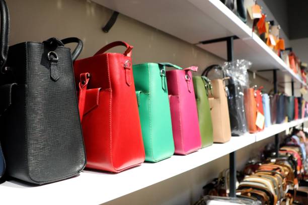 خرید عمده کیف و کفش زنانه و مردانه با تخفیف ویژه در فروش‌یاب - فروش عمده کیف