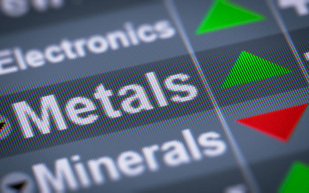 فروش یاب: پلتفرم تخصصی آگهی تجاری برای خرید و فروش عمده فلزات، مواد معدنی و شیمیایی