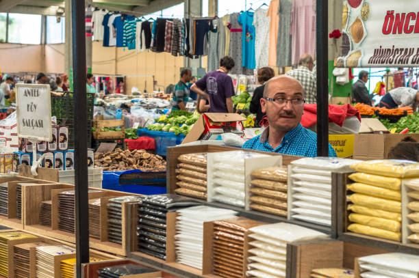 ثبت آگهی رایگان عمده فروشی | جذب خریداران واقعی در فروش‌یاب - فروش‌یاب، خرید و فروش عمده، آگهی تجاری