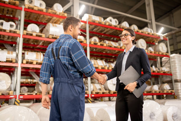 ارتباط مستقیم با تولیدکنندگان و توزیعکنندگان در فروشیاب - فروش یاب، خرید و فروش عمده، آگهی تجاری