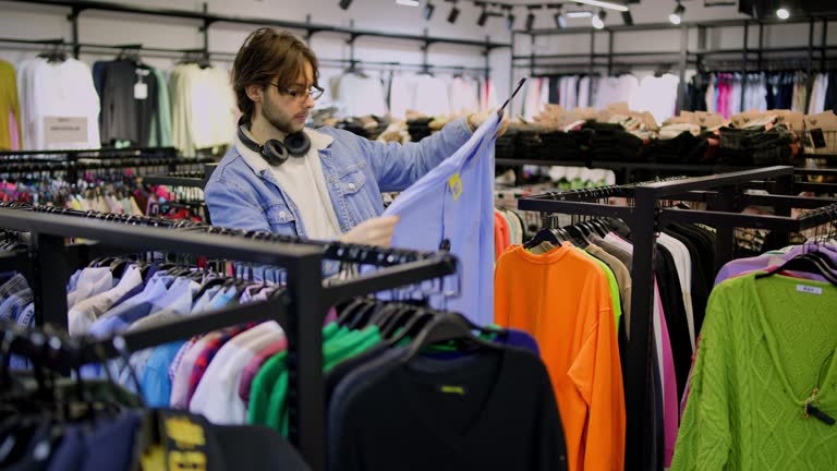 خرید مستقیم پوشاک از تولیدی در فروش‌یاب - فروش یاب، خرید مستقیم، فروش عمده، آگهی تجاری