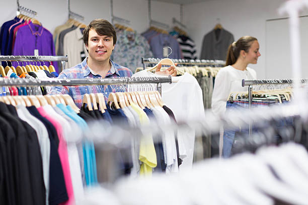 مد، پوشاک و پارچه: عمده فروشی و خرید مستقیم در فروشیاب - خرید مستقیم از فروشنده، بازار عمده فروشان