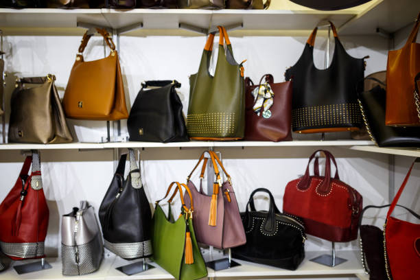 کیف و کفش عمده: آگهی‌های معتبر و فروش پربازده در فروش‌یاب، فروش عمده کیف و کفش، خرید عمده کیف، قیمت رقابتی