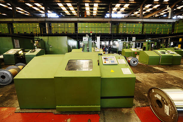 ماشین‌آلات و تجهیزات صنعتی نو و دست دوم | خرید عمده از فروش‌یاب | انبار مدرن