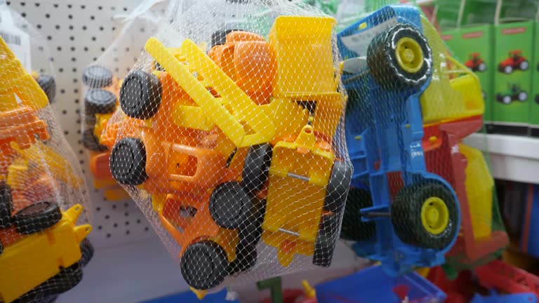 اسباب بازی عمده و متنوع، فرصت‌های تجاری در فروش یاب، خرید و فروش عمده