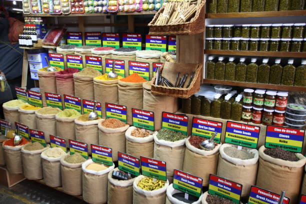 فروش عمده ادویه در بازار فروش یاب با آگهی تجاری و قیمت رقابتی