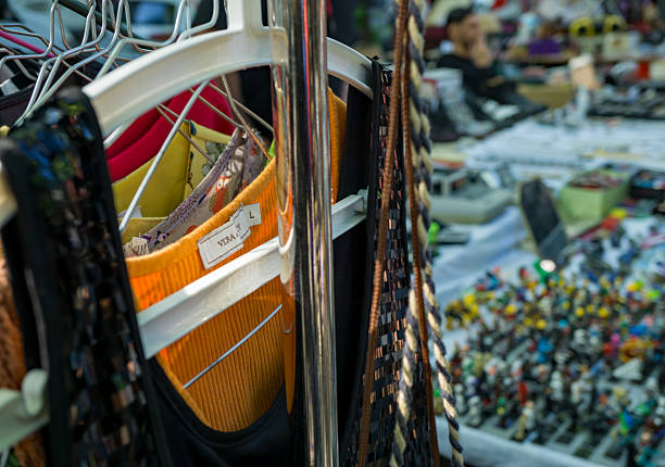 مد، پوشاک و پارچه عمده: فرصت‌های خرید و فروش مستقیم در فروش‌یاب - فروش یاب، خرید و فروش عمده، آگهی تجاری