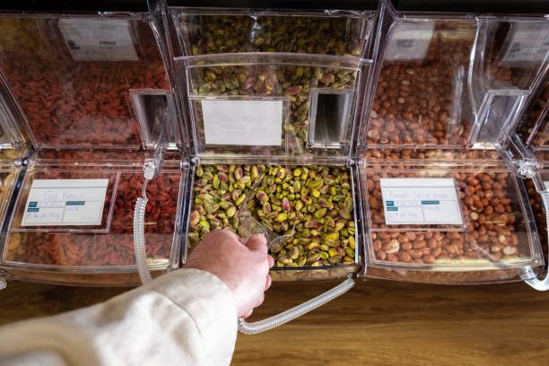 خرید و فروش عمده پسته در فروش یاب، آگهی تجاری