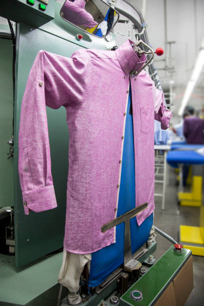 تولید و فروش عمده پوشاک | کارخانه نساجی و تولیدی پوشاک عمده در فروشیاب