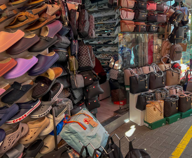 خرید عمده کیف و کفش چرم و اسپرت با قیمت تولیدی در فروشیاب - فروش یاب، خرید و فروش عمده، بازار عمده فروشان