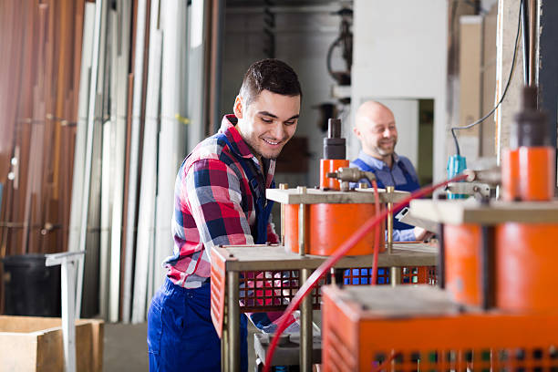 خرید و فروش عمده تجهیزات کارگاهی در فروش یاب با قیمت رقابتی و آگهی عمده فروشی