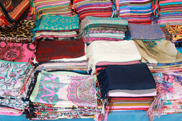 فروش عمده انواع شال و روسری جدید | فروش یاب، خرید و فروش عمده، آگهی تجاری