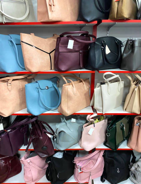 خرید عمده کیف و کفش زنانه و مردانه با تخفیف ویژه در فروش‌یاب - آگهی عمده فروشی