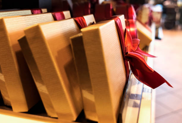 کادویی عمده | فروش یاب، خرید مستقیم از فروشنده، آگهی تجاری