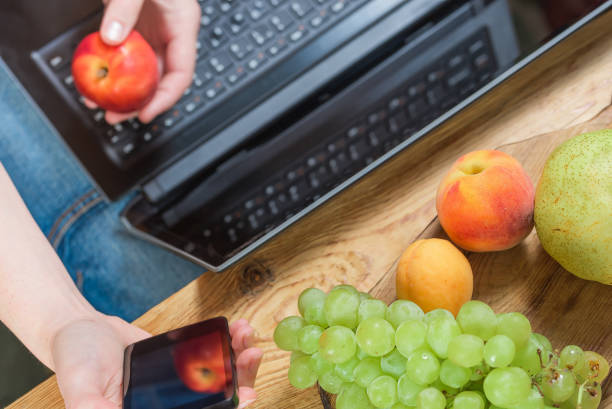 فروش مستقیم میوه، صیفی‌جات و خشکبار به صورت عمده در فروش‌یاب - فروش‌یاب - نیازمندی‌های تجاری