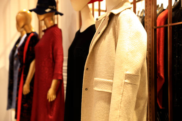 مد، پوشاک و پارچه عمده: جدیدترین کالکشن‌ها با قیمت رقابتی در فروش‌یاب - خرید عمده لباس، آگهی تجاری