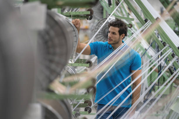 کنترل کیفیت فرآورده‌های غذایی عمده در فروش یاب