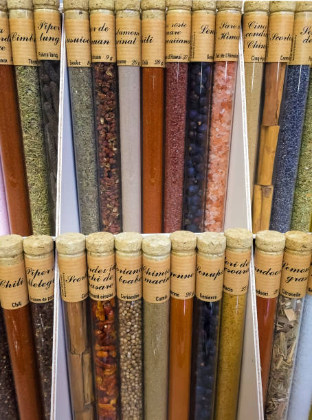 ادویه عمده: خرید و فروش عمده ادویه‌جات با کیفیت بالا در فروش یاب