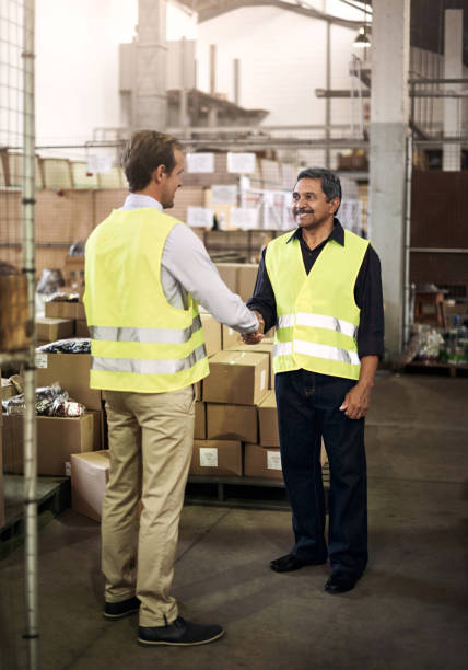 افزایش فروش عمده با فروش یاب | شبکه فروش عمده و آگهی تجاری