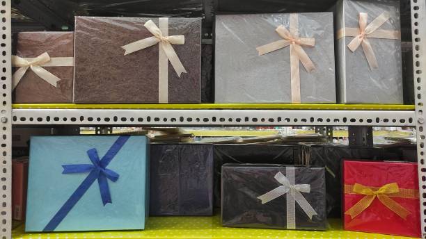 لوازم کادویی عمده با تنوع بالا در فروش یاب