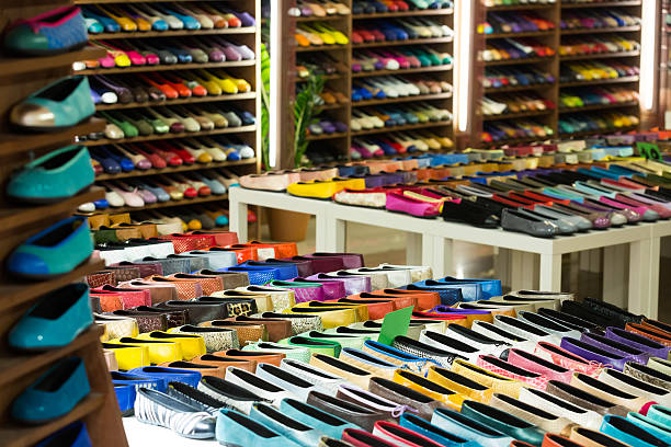 فروش عمده کفش زنانه در فروش یاب - آگهی عمده فروشی