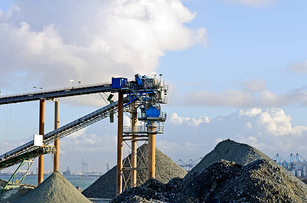 تامین عمده فلزات، مواد معدنی و شیمیایی: فروش یاب، خرید و فروش عمده، آگهی تجاری