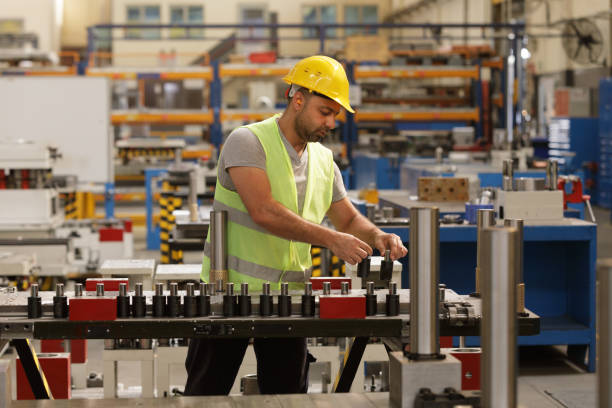 ماشین‌آلات و تجهیزات صنعتی عمده | کنترل کیفیت در خط تولید | خرید و فروش عمده تجهیزات صنعتی در فروش یاب