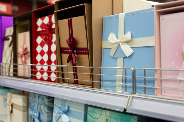 عمده فروشی لوازم ورزشی: فروش یاب، پلتفرمی برای ثبت آگهی و فروش عمده لوازم ورزشی و کادویی