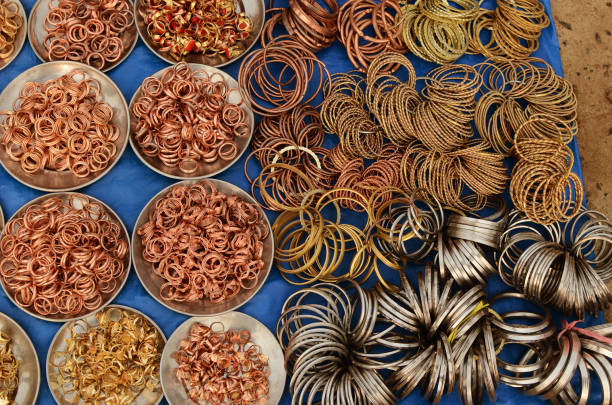 قیمت رقابتی فلزات در فروش یاب: خرید مستقیم و ثبت آگهی تجاری